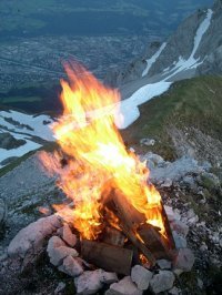 Bergfeuer Blick auf Innsbruck 1